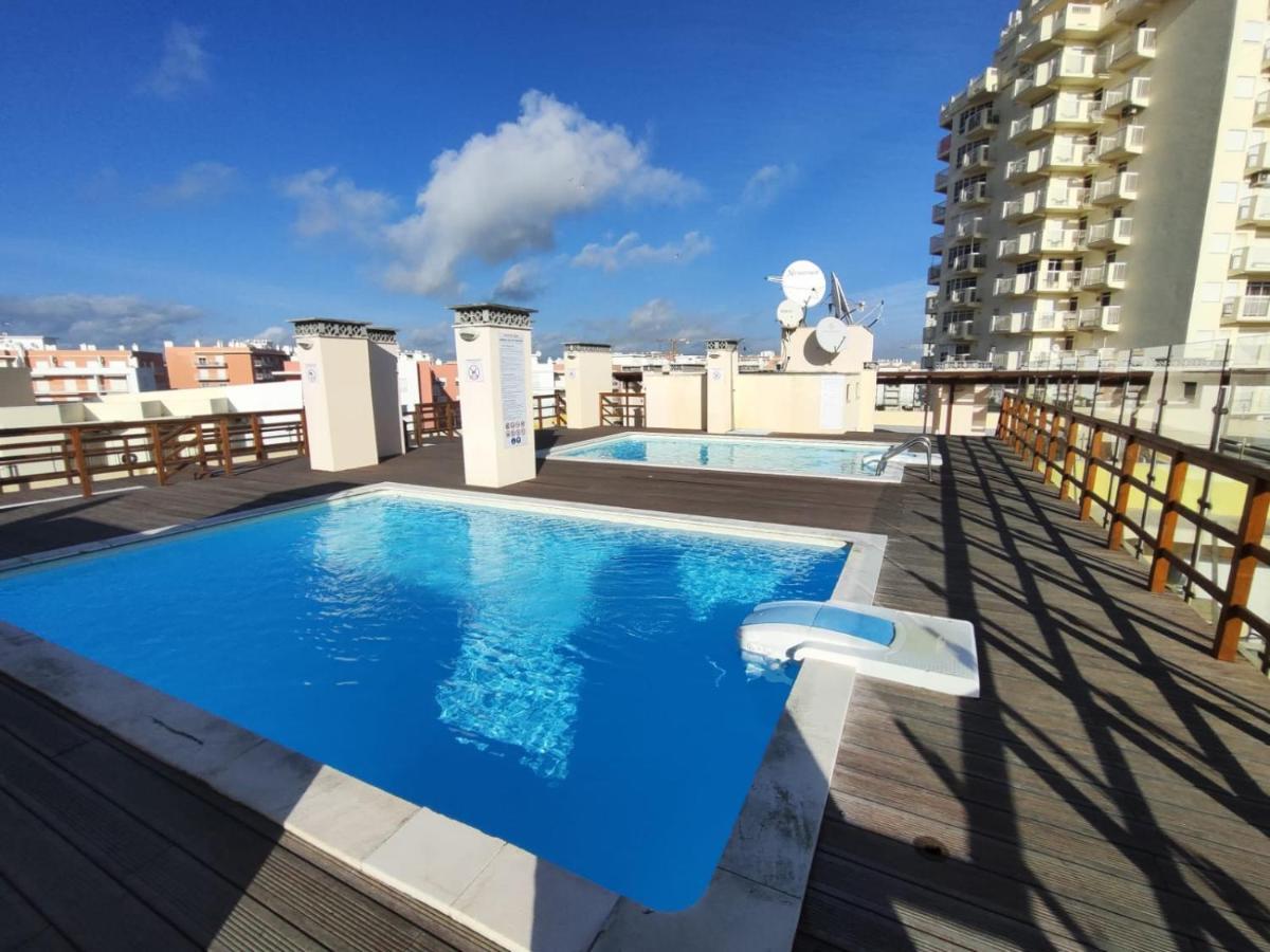 Apartmán Armacao De Pera Ocean Terrace With Pool By Homing Exteriér fotografie