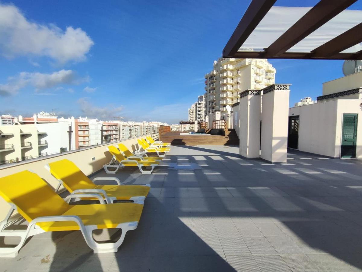 Apartmán Armacao De Pera Ocean Terrace With Pool By Homing Exteriér fotografie