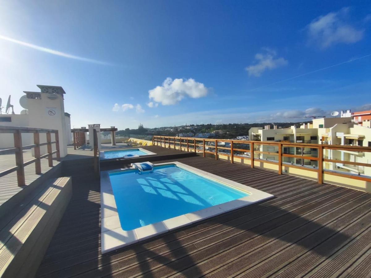 Apartmán Armacao De Pera Ocean Terrace With Pool By Homing Exteriér fotografie