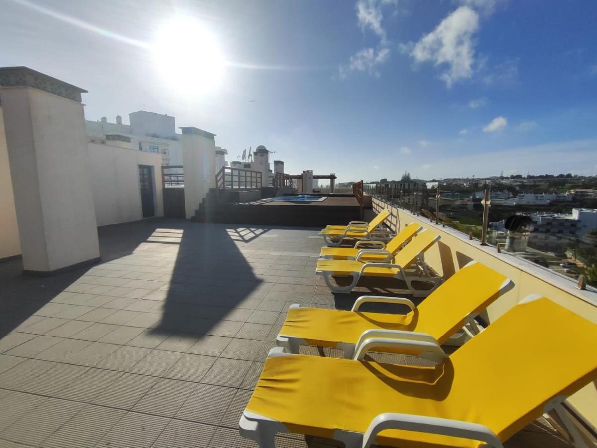 Apartmán Armacao De Pera Ocean Terrace With Pool By Homing Exteriér fotografie